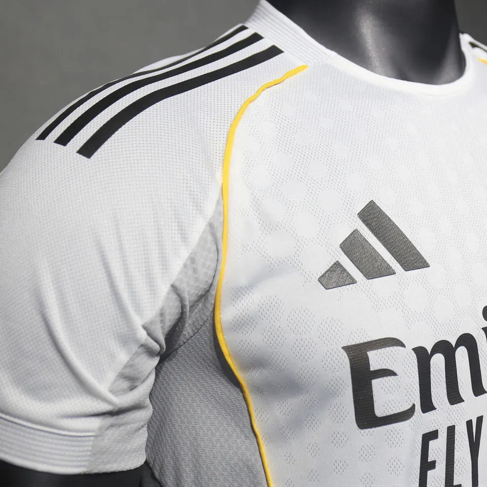 CAMISETA REAL MADRID 2025/26 (1ERA EQUIPACIÓN)